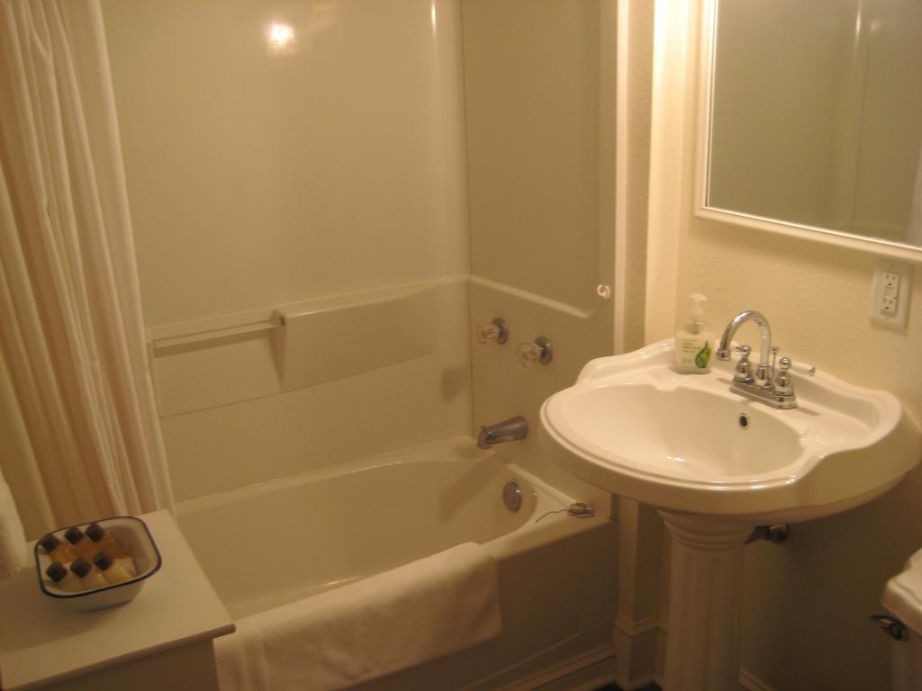 Backwoods Bed And Bath Hotel McGregor Luaran gambar